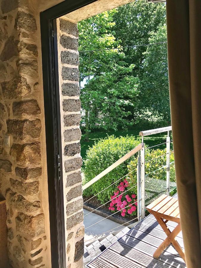 A L'Oree Du Bois Pommerit-le-Vicomte Exteriér fotografie