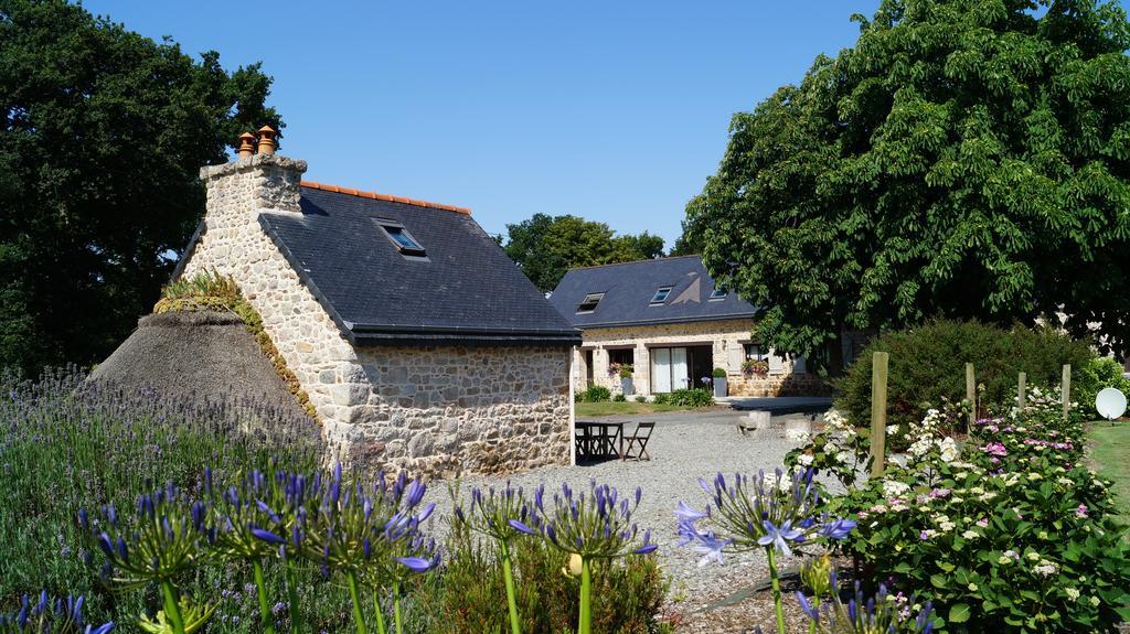 A L'Oree Du Bois Pommerit-le-Vicomte Exteriér fotografie